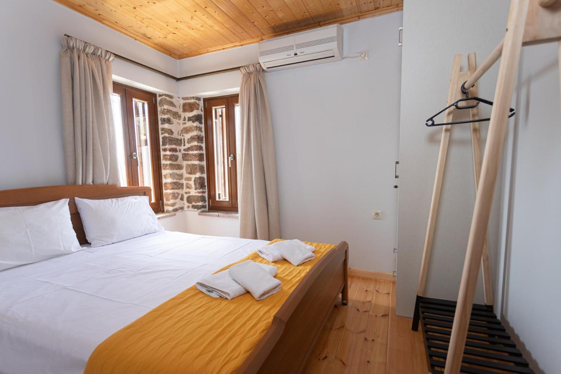 To Spiti Sto Castro Apartment Nafpaktos