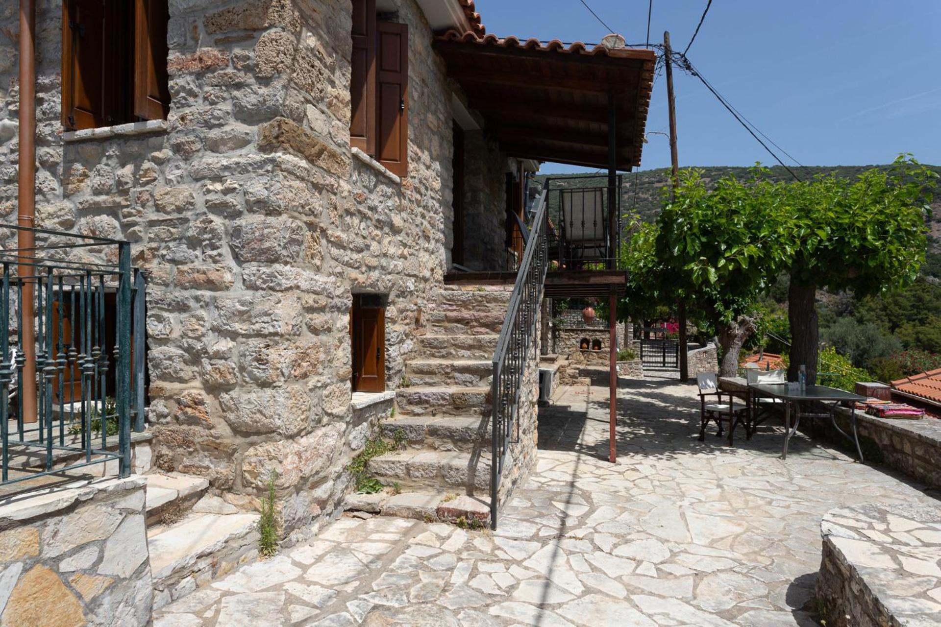 To Spiti Sto Castro Nafpaktos